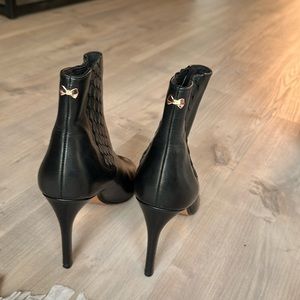 Black Ted Baker peep toe booties